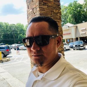 Meet your Posher, Victor